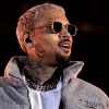 Chris Brown tem turnê para estrear, mas Justiça quer mantê-lo preso