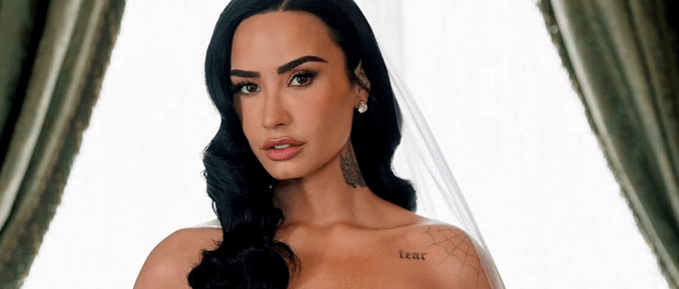Demi Lovato se casa com Jordan Lutes na Califórnia