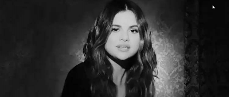 Selena Gomez anuncia data de lançamento e mostra trailer de seu novo álbum