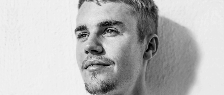 Justin Bieber está focado em sua família e em fazer músicas novas