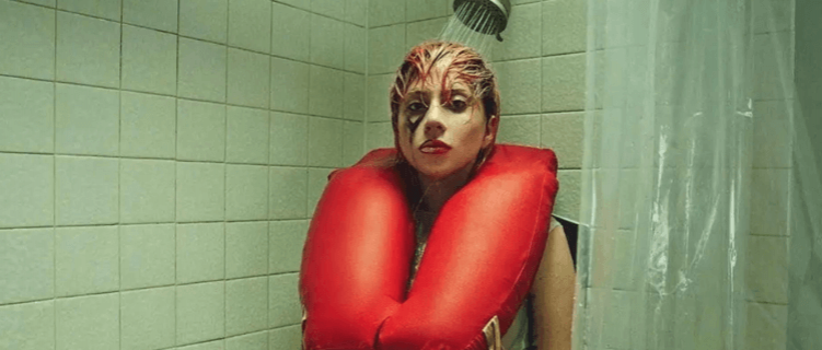 Lady Gaga aponta para lan&ccedil;amento do registro audiovisual do &ldquo;Harlequin&rdquo;