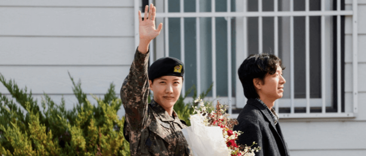 J-Hope, do BTS, conclui serviço militar 
