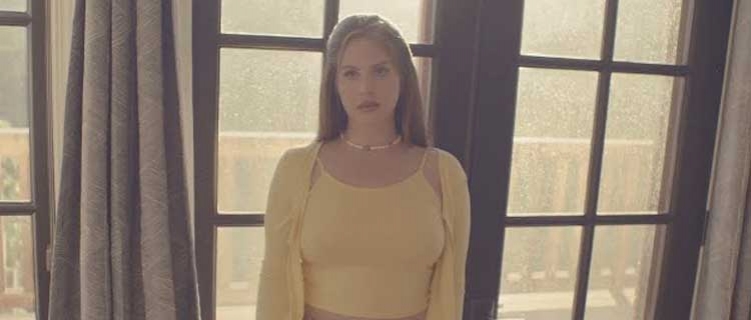 Lana Del Rey lança "Arcadia" e confirma nova data de lançamento de seu próximo álbum