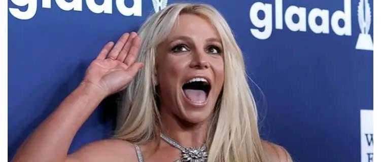 Britney Spears quer gravar música com Maroon 5 e Cardi B, diz site