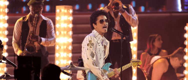 Bruno Mars quebra recorde com turn&ecirc; e adiciona 30 novas datas