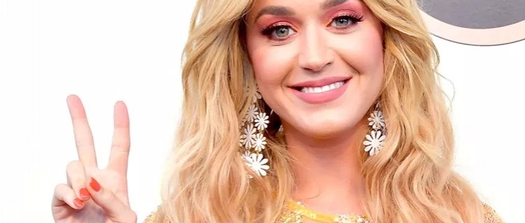 Katy Perry quebra novo recorde no Youtube