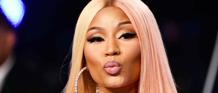 Nicki Minaj posta vídeo íntimo com namorado em jacuzzi