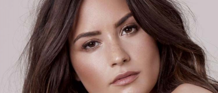Demi Lovato massacra propaganda de game que apareceu em seu Instagram e rede social tira campanha do ar