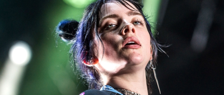 Em nova entrevista, Billie Eilish reflete sobre sua carreira: "Estou no auge da minha Vida"