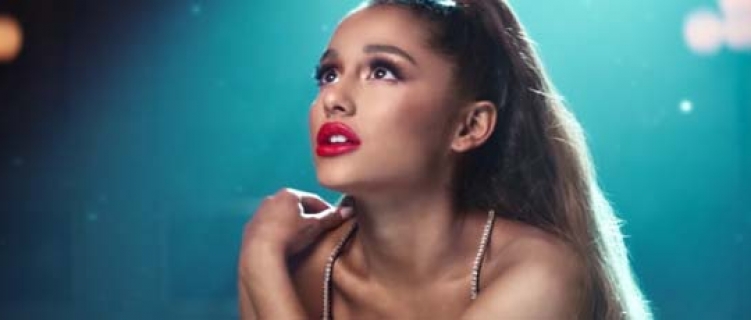 Veja o aguardado clipe de “breathin” da Ariana Grande