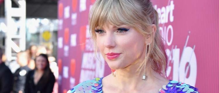Taylor Swift transmitirá evento ao vivo no Youtube para lançamento de “Lover”
