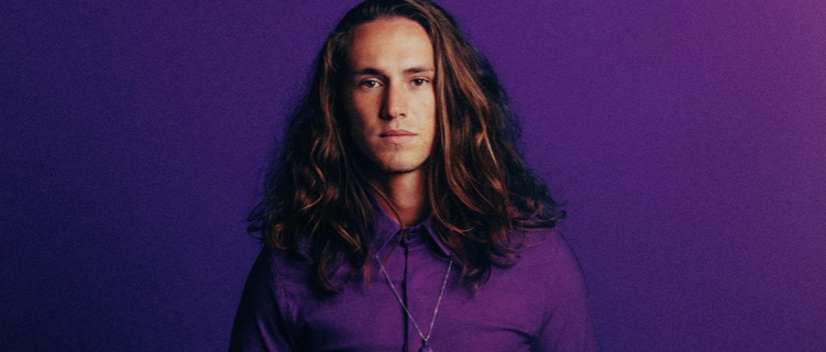 Vitor Kley lança o álbum "A Bolha".