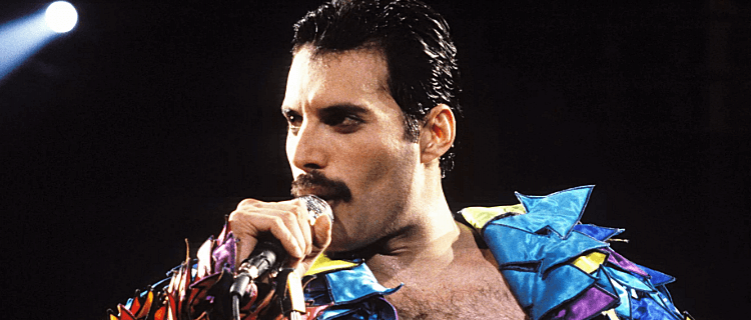 Mulher de 48 anos afirma ser filha secreta de Freddie Mercury