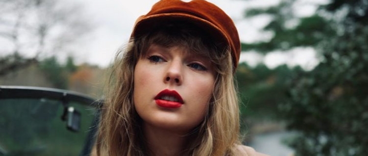 Taylor Swift pode concorrer ao Grammy 2023 com “Red (Taylor’s Version)”