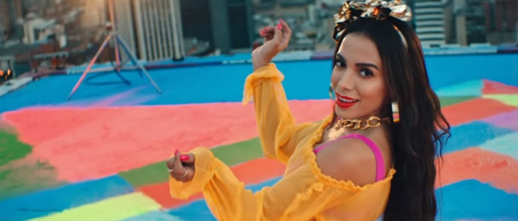 SAIU! Anitta faz o mundo inteiro dançar no clipe de “Medicina”