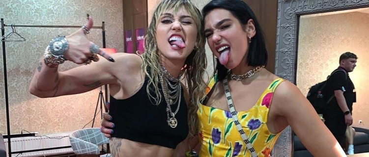 Miley Cyrus revela que novo álbum traz participações de Dua Lipa e Billy Idol