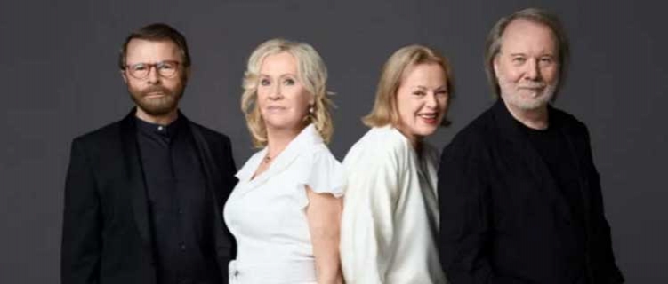 "Voyage", disco de retorno do ABBA, estreia no topo da parada britânica com vendas expressivas