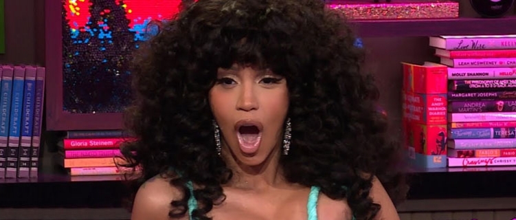 Cardi B diz que está finalizando novo disco e lançamento virá em 2024